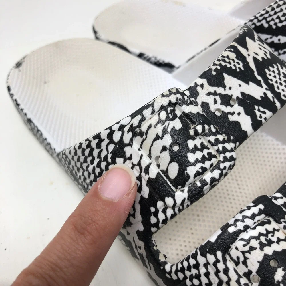 Freedom Moses Slides Womens US 7 8  Black White Snakeskin Print Sandals